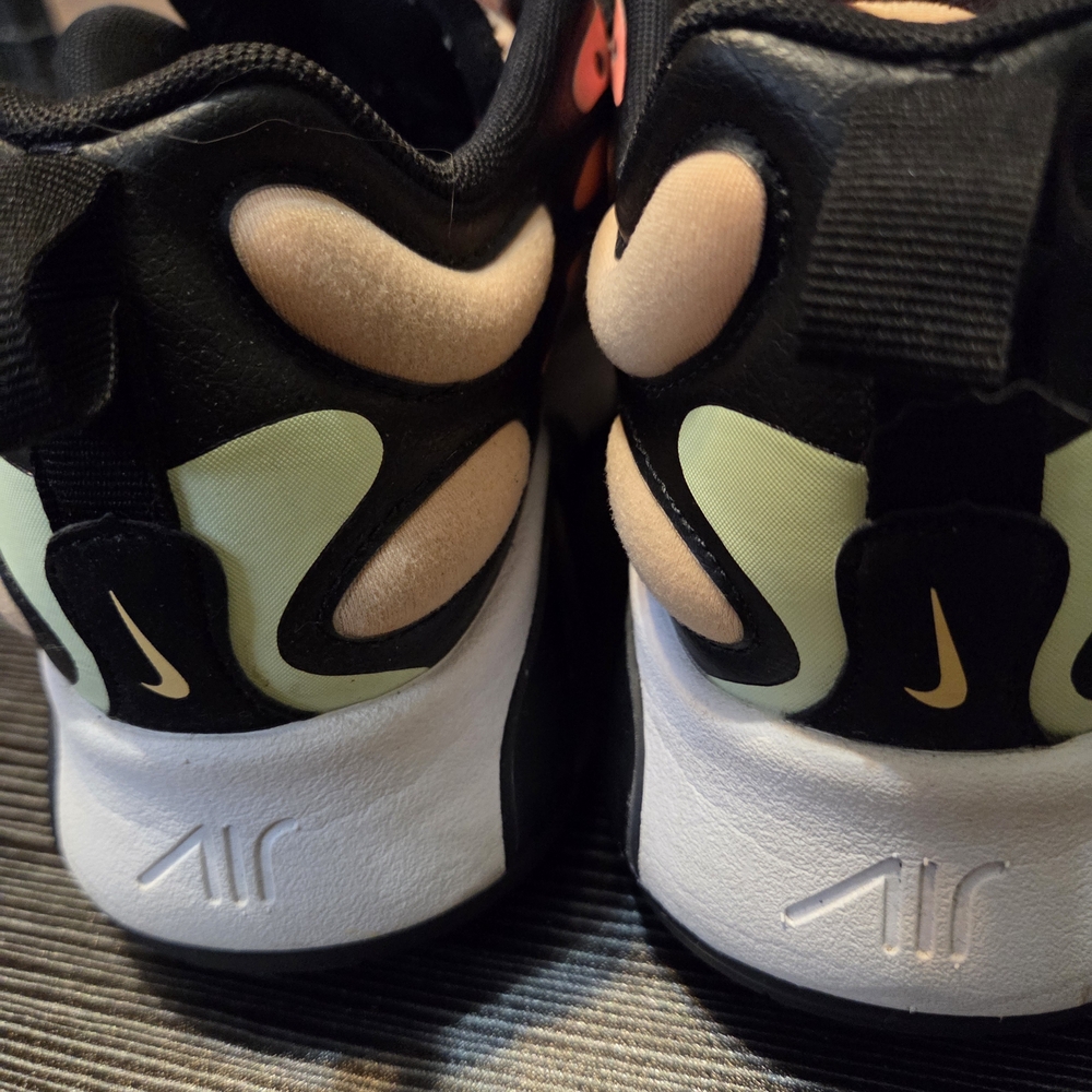 Nike Men Coral/Black Athletic Sneakers - Picture 3 of 6